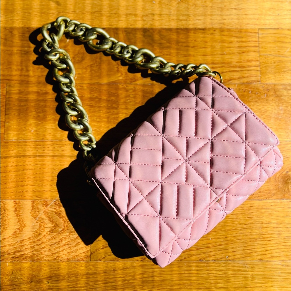 ZARA PINK LEATHER QUILTED SHOULDER BAG WITH BRUSHED GOLD CHAIN
